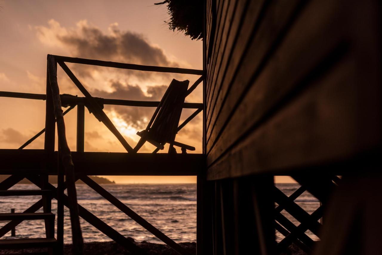 Slickrock Belize Adventures Glovers Reef Buitenkant foto